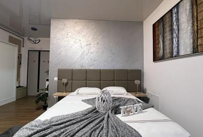 Mamaia Nord - studio - primul rand la mare - 9