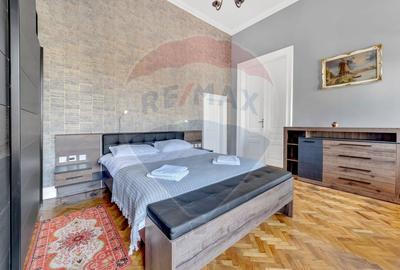 Apartament cu 3 camere decomandat în Central