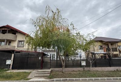 Vila P + 1 de vanzare in Eforie Nord teren proprietate 300 mp - 1