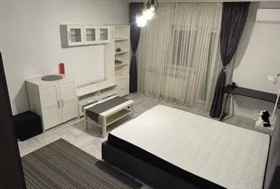 Garsonieră decomandată în Brâncoveanu