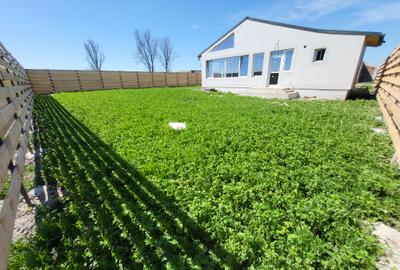 Casă individuală  parter în Comana ,GR. Teren 500 mp.TVA inclusiv. - 2