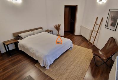 DE  INCHIRIAT : Casa / Vila - 200 mp - 600 mp teren - Pacurari - 5