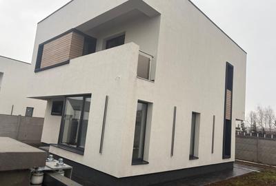 Casă individuală cu 4 camere în Berceni