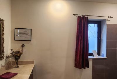 Casa Ghimbav, 8 camere,  S+P+M,teren 736 mp, pretabila locuinta, birouri, cazare - 11
