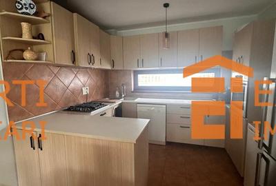 Vila de vanzare P+1+M situata in zona Stadion, Constanta - 4