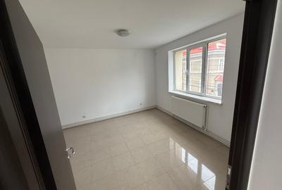 Casa de inchiriat - Ultracentral 324 mp utili + curte - 5