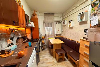 Apartament 2 camere decomandat-59mp-bloc 1986-Granit-Socola - 2