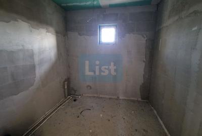 Casa de vanzare, Catalina, 3 dormitoare, 9 ari Comision 0% - 9