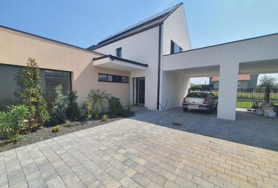 Duplex cu 4 camere în Dumbrăvița
