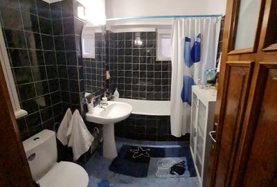 Vand apartament 3 camere suprafata mare - 8