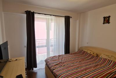 Vand apartament de 3 camere, situat in Strand, in bloc din 2008 - 1