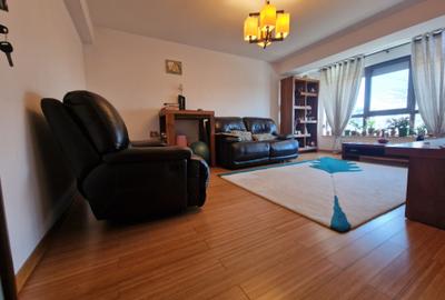 Intabulat - Apartament cu 3 camere cu parcare si boxa, mobilat si utilat - 1