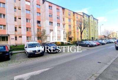 Apartament cu 2 camere semidecomandat, mobilat în Cedonia