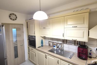 Apartament 3 camere, 67.67 mp, zona Galata - 7