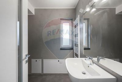 De închiriat casă renovată 2023, 5 camere, pericentral - 9
