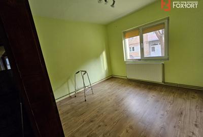 Apartament cu 3 camere, decomandat cu vedere pe 3 parti - zona Miorita - 6