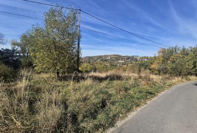 Oportunitate excelentă de dezvoltare rezidențială: 4420 mp  în Vâlcele - 4