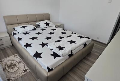 Micro  3 Târgoviște,  vânzare apartament 3camere, Etaj 1 - 20