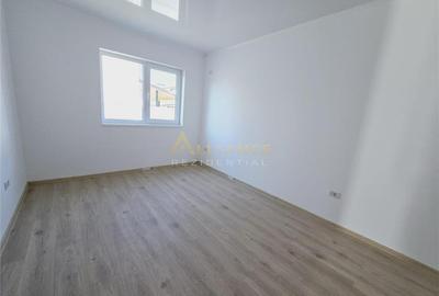Vila tip duplex - 4 camere - 2 bai - pod - beci - 8