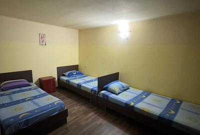 Casa de inchiriat, 25 camere, 25 bai, receptie,T719 - 14