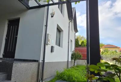 Casă individuală cu 6 camere în Dâmbul Rotund