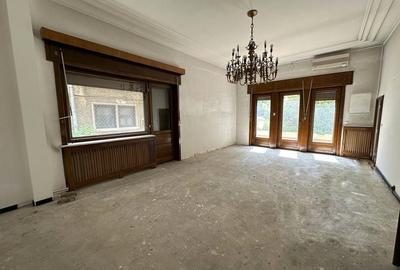 Vila In Renovare Langa Arcul De Triumf cu 600 mp Utili - 1