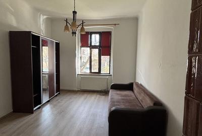 Apartament 2 camere,curte comuna/4 proprietari - 15