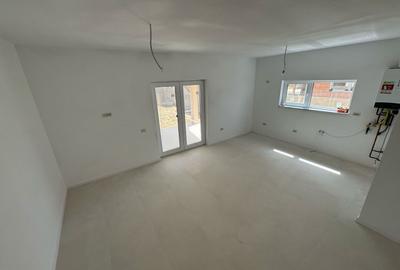 Duplex P+M Toate Utilitatile - La astfalt - Mosnita Noua - 4