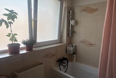Se vinde ! Apartament cu 2 camere - 6