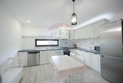 Casă 4 Camere cu Garaj, Construită de Proprietar, Cartier Episcopia - 8