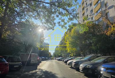 Apartament cu 3 camere decomandat, mobilat în Dristor