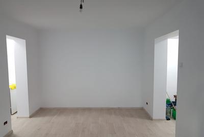 Apartament cu 2 camere semidecomandat în Tomis II