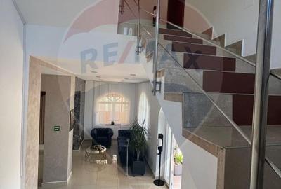 Hotel / Pensiune cu 43 camere de vânzare în Costinesti - 13