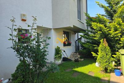 Casă modernă de vânzare, curte, 6 camere, parcare, Zona Vivo, Florești - 1