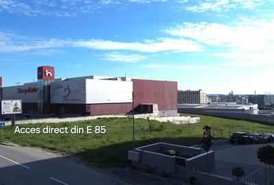 Teren 8300 mp la E85 Intrare in Suceava De Vanzare 0727817187 - 9