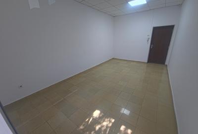 Spațiu ideal activități diverse – 22 mp Faleza Nord Birou - 3