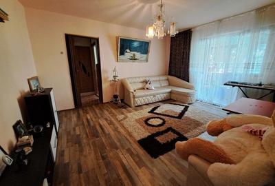 Inchiriere Apartament 2 Camere, Etaj 1, Micro 4 Targoviste