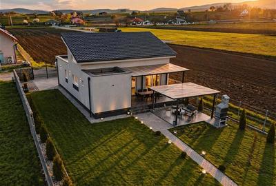 Resedinta rafinata&luminoasa, in cel mai nou cartier,aria Sepsi Arena: locul und - 25