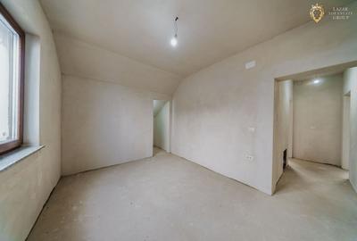 Vilă noua P+M in Sanleani - 26