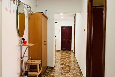 De vanzare apartament cu 4 cam dec. in Galati, piata Centrala, etaj5/7 - 10