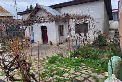 Casă individuală cu 3 camere în Pipera