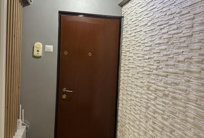 De închiriat – Apartament spațios și luminos - 12