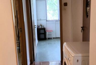 Apartament 3 camere decomandat – Drumul Taberei, Valea Ialomiței, etaj 1/4 - 8