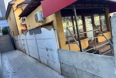 Spațiu comercial, de 25 mp, în Cornitoiu