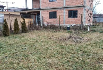 Teren intravilan 575mp + drum servitute - 1