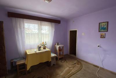 Casa + teren intravilan S= 3200 mp, Dobrogostea, Argeș - idealimob.ro - 3