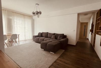 Apartament cu 3 camere semidecomandat, mobilat în Aviației