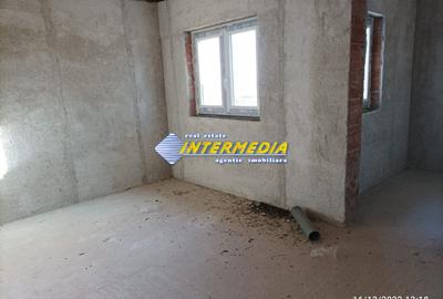 Casa noua de vanzare in Alba Iulia cu 4 camere semifinisata cu apa gaz curent - 3