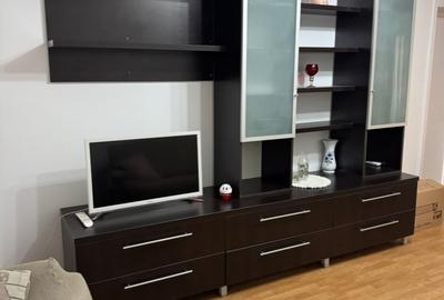 Apartament cu 3 camere decomandat, mobilat în P-ța Unirii