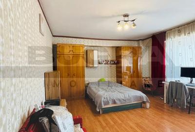 Apartament 2 camere decomandate, balcon, zona Titulescu - 2